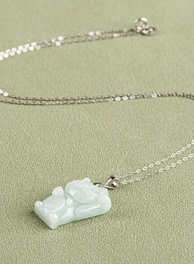 天然缅甸A货翡翠招财猫浅绿玉石吊坠S925银镶嵌时尚可爱女款首饰