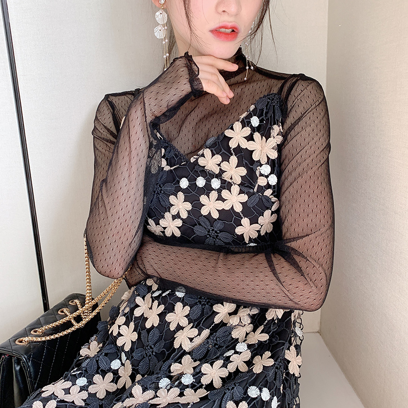 顺夏旗舰店秋季新款很仙的圆点网纱打底衫女长袖百搭蕾丝透视内搭薄纱上衣潮3