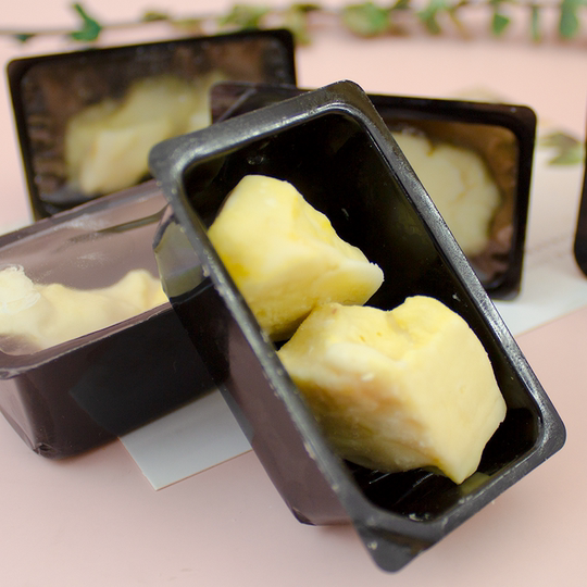 There are snacks, durian, big bags of internet famous dried fruits