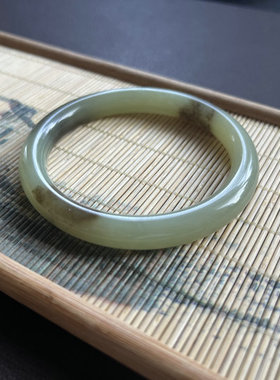 【三生石】和田玉手镯俄料圆条手镯黄玉手镯极具特色带糖黄玉手镯