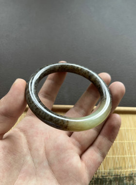 【斑驳】新疆和田玉且末料糖色圆条手镯复古沉稳又极具诗情画意