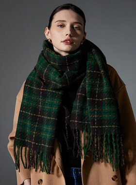 2024 New Women Fashion Casual Green Tassel Plaid Scarf Shawl