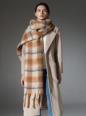 2024 New Women Fashion Fringed Long Style Plaid Shawl Scarf