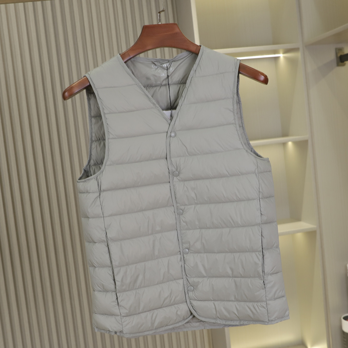 韩单~捡漏款~秋冬男士情侣轻盈保暖内搭御寒防风V领羽绒马甲背心,淘宝优惠券,粉丝福利购,淘宝优惠卷