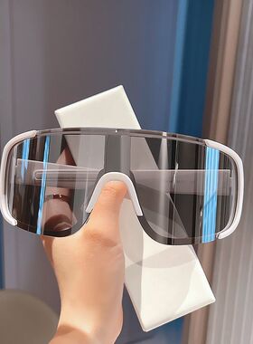 未来感方形连体墨镜男女潮2025新