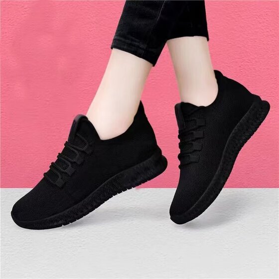 Pure black mesh breathable soft sole casual shoes