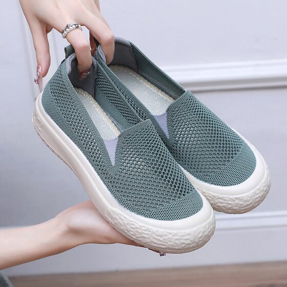 Summer old Beijing cloth shoes, women's mesh shoes, fly-woven hollow breathable soft-soled shoes, versatile casual shoes, slip-on slip-on shoes