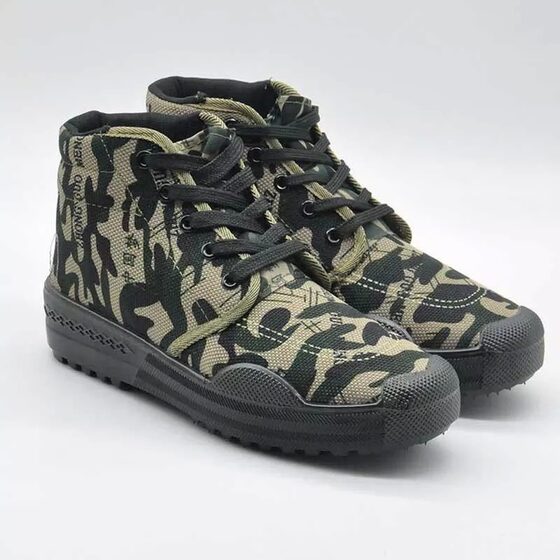 Wear-resistant and breathable labor protection work shoes with rubber soles