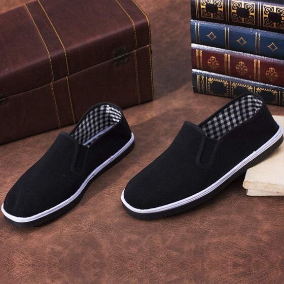 Anti-slip and wear-resistant, light and comfortable,