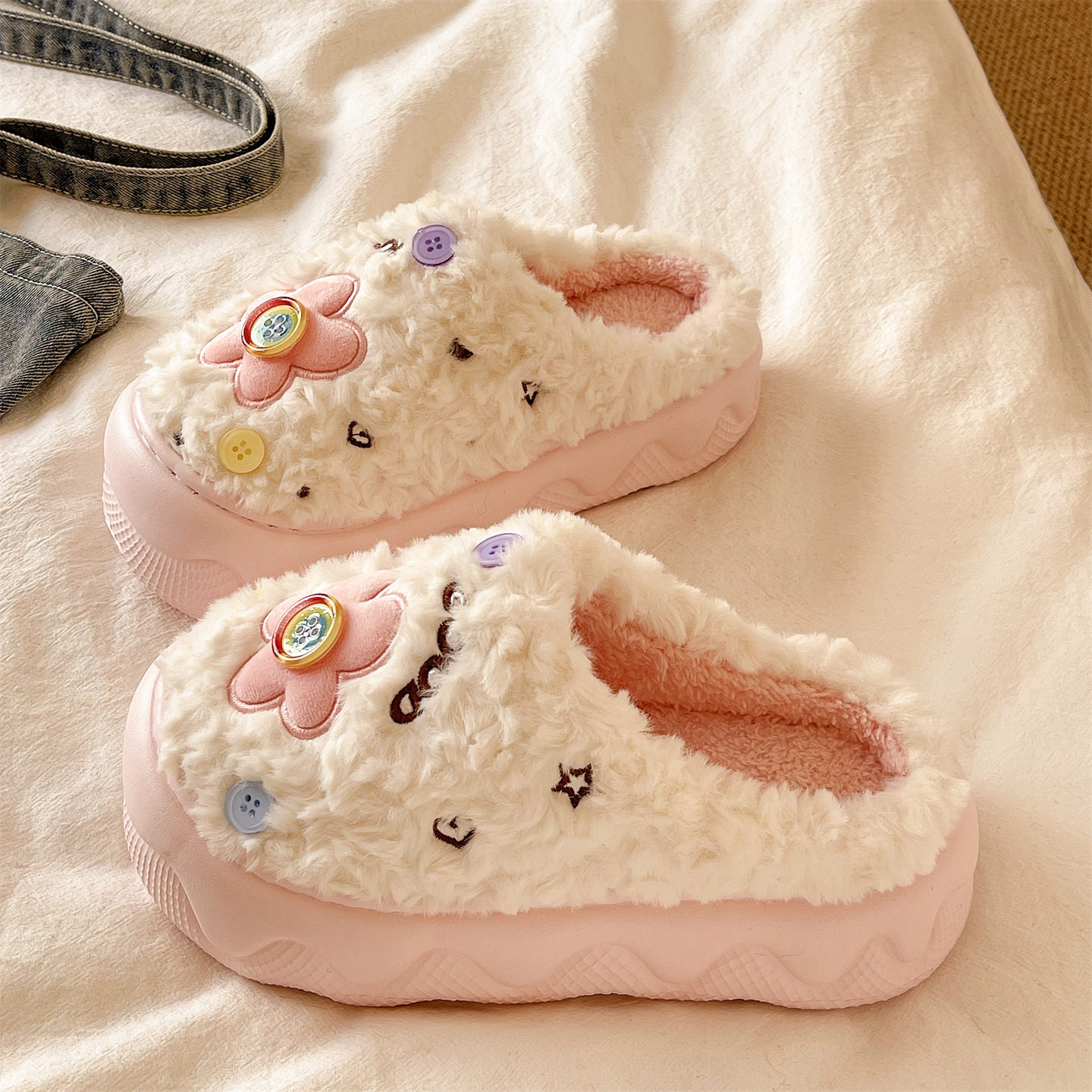 毛毛拖鞋女冬季可爱花朵纽扣居家室内保暖加绒厚底增高包头棉拖鞋,淘宝优惠券,粉丝福利购,淘宝优惠卷