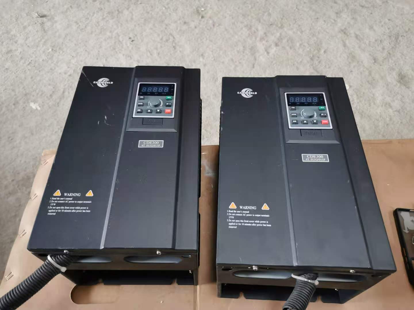 议价康元变频器CDE300系列CDE300-4T011G/015P 380V 11KW实物图包 - 图0