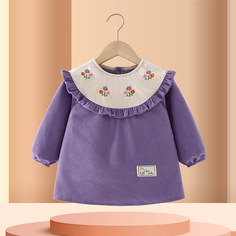 Princess Xitong dresses backwards to prevent heatstroke and dirt