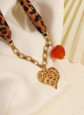 跨境豹纹丝巾项链滴油大爱心不锈钢吊坠轻奢优雅秋冬diy颈饰