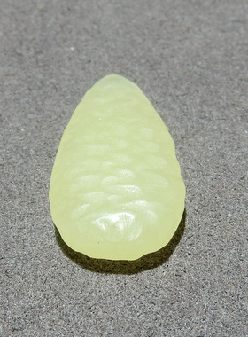 且末料黄口柠檬黄老光小水滴 和田玉吊坠 文玩滴流配珠配饰