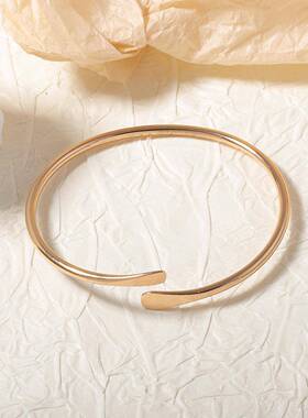 跨境时尚简约休闲金属创意极简设计感开口女士手镯百搭日常佩戴款