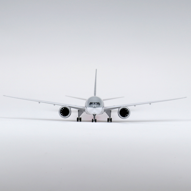 拼装客机仿真模型卡塔尔航空飞机带轮子带灯47厘米航模摆件礼物 - 图1