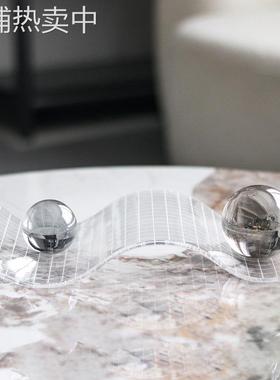 扭曲透明波浪形圆球托盘摆件现代简约轻奢家居样板房会所展厅饰品