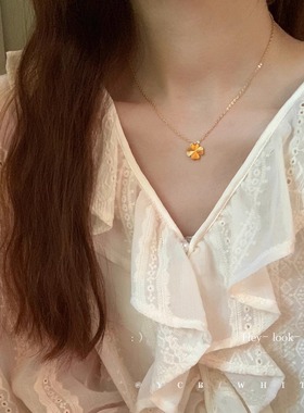 「唐顿千金」四叶草锁骨链！