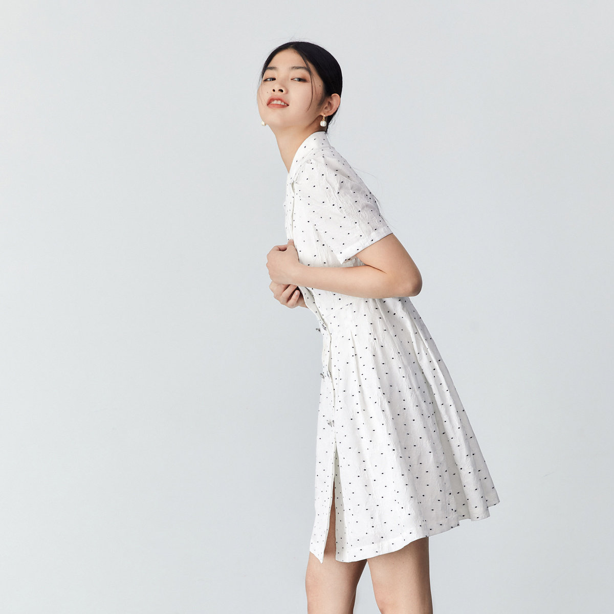  太平鸟outlets店连衣裙