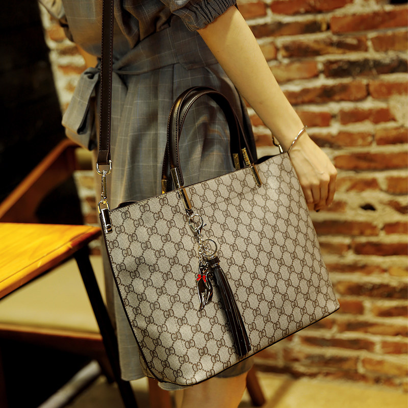 官方旗舰店官网小ck 2020 mk潮手提包 哲跃女士包袋