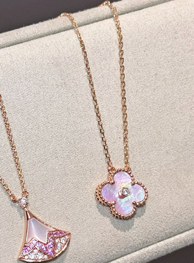 2025圣诞限定粉贝母四叶草项链女