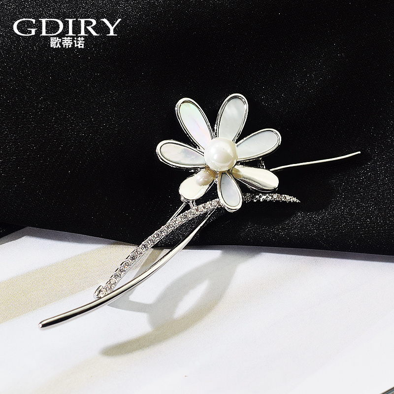 贝壳花朵女高档ins潮个性复古胸针 歌蒂诺胸针
