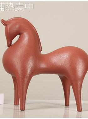 红色马树脂摆件家居饰品客厅办公室样板房玄关装饰北欧轻奢高档