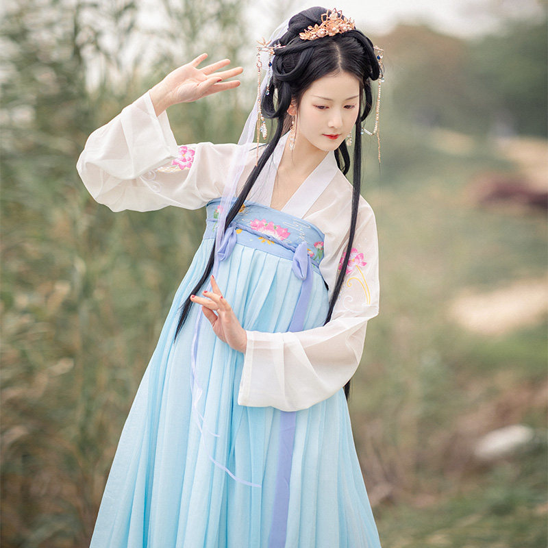 洛轻雅原创女【水芙蓉】齐胸刺绣汉服 洛轻雅民族服装/舞台装