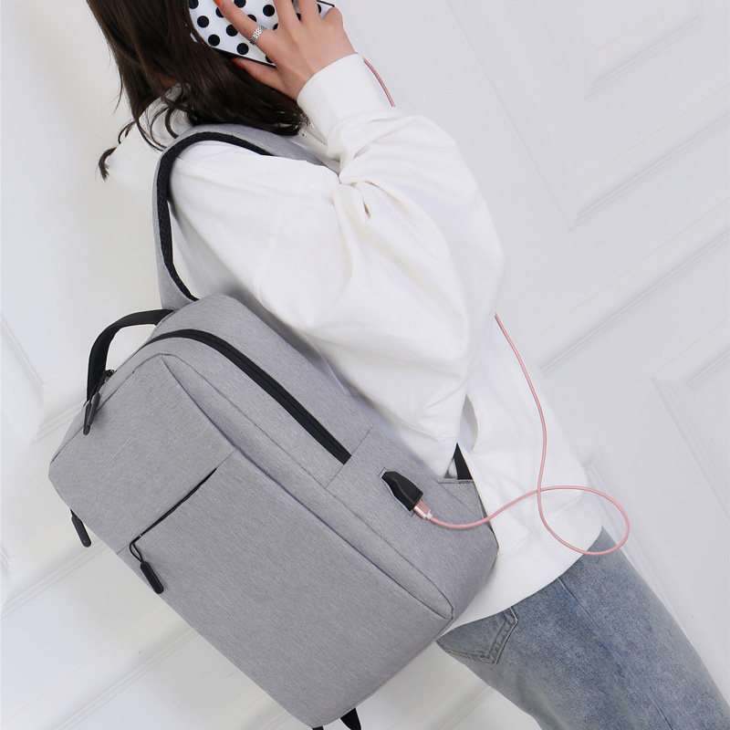  舒丹奴双肩背包