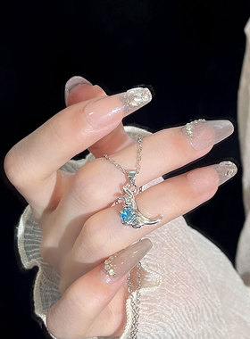 蓝色爱心袋鼠项链女可爱设计感