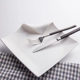 В отеле кухонная посуда устанавливает квадратную гетеросексуальную ежемесячную дисковую столовую.