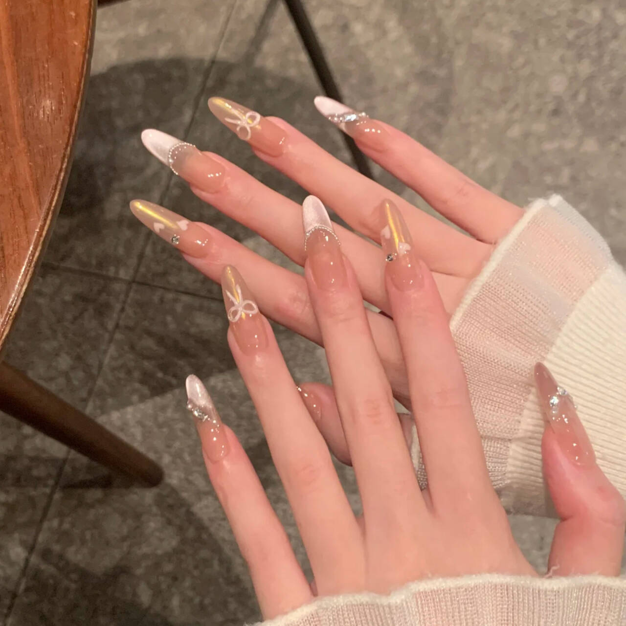 2025新款美甲穿戴甲中长款秋冬猫眼甲片指甲贴片手工光疗指甲 - 图1