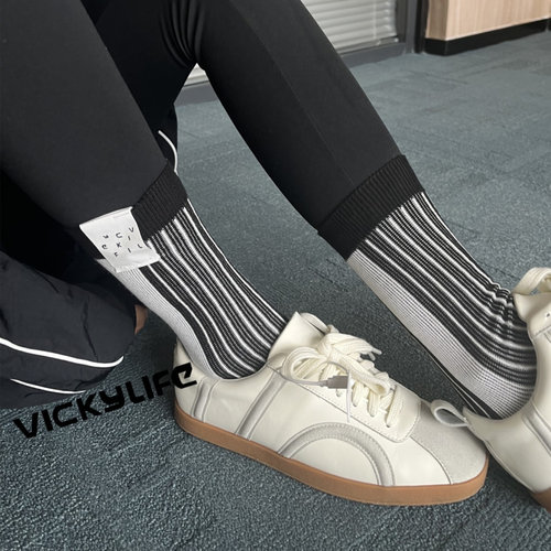 【正品】VICKY LIFE未希女袜春夏款棉袜复古条纹布标数字中高短袜 - 图1