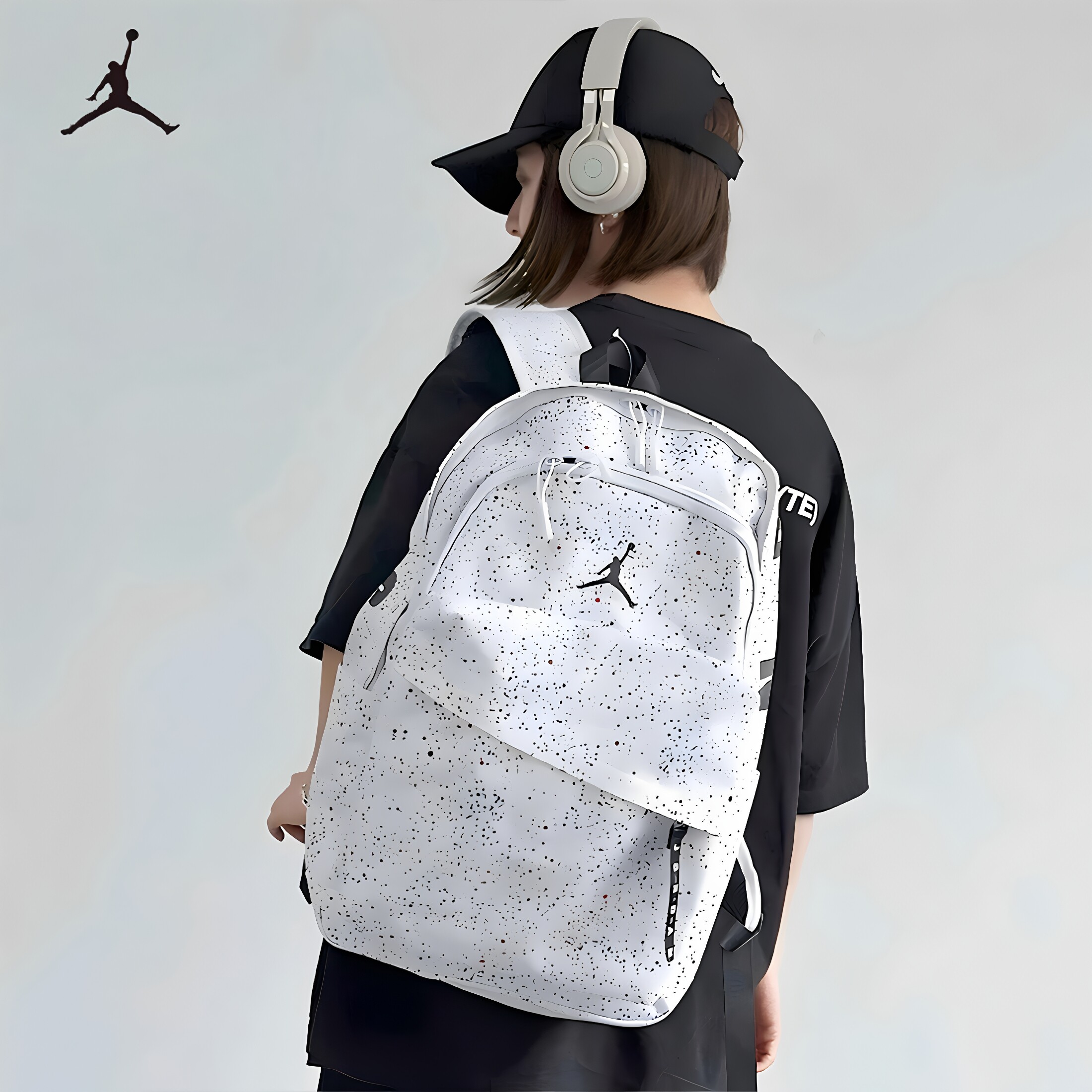 JORDAN乔丹AJ满天星打篮球高中生书包超轻便背包日常可折叠双肩包
