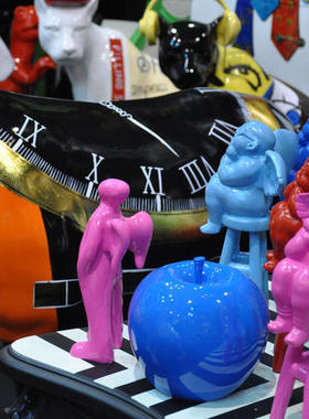 涂鸦可爱风卡通天使设计师软装