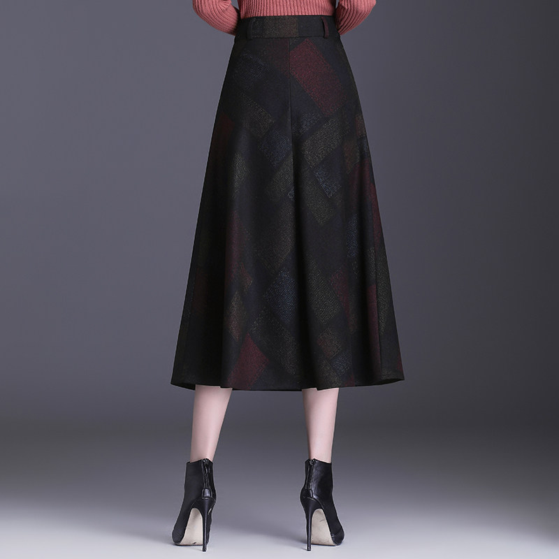 加厚毛呢格纹2021新款高腰半身裙 卡吉鹿服饰半身裙