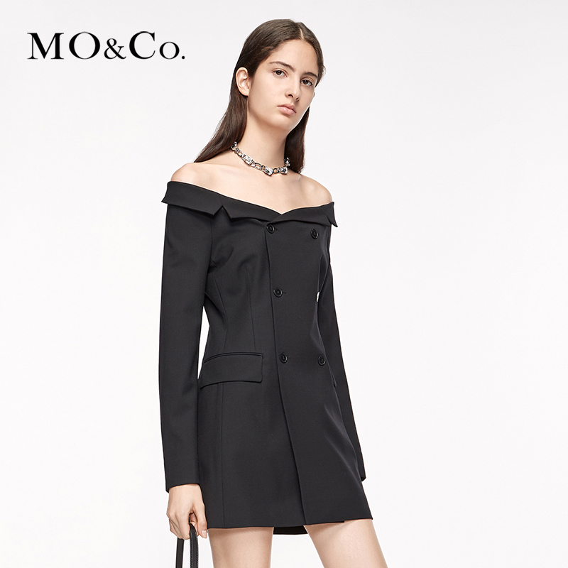 moco春秋季新品露肩摩安珂连衣裙 moco摩安珂outlets店连衣裙