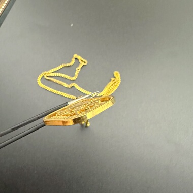 中古vintage复古宫廷风欧美宫廷1969年英国女王镂空吊坠项链