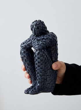 现代简约几何人物雕塑摆件