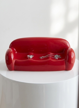 红色沙发造型桌面收纳摆件