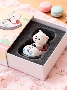 可爱小熊碰碰车桌面公仔摆件