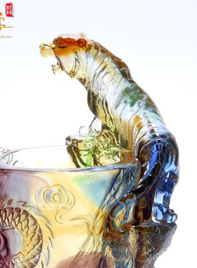 龙腾虎跃笔筒摆件虎年商务礼品