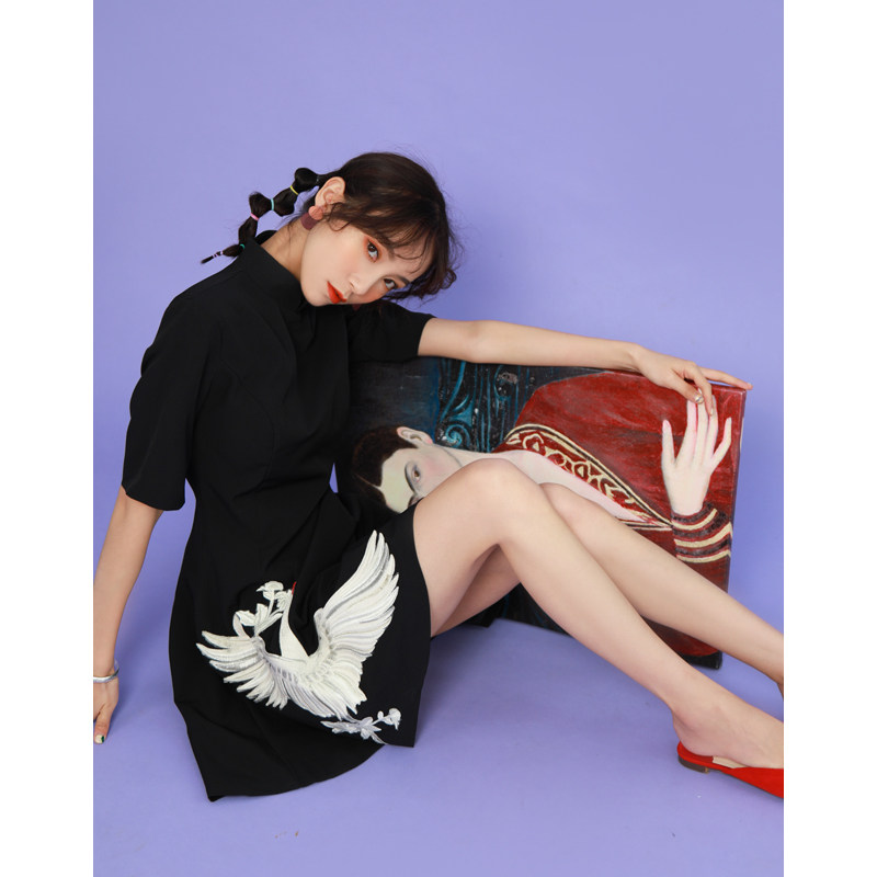 改良旗袍年轻款复古宽松少女连衣裙 韩映萱旗袍