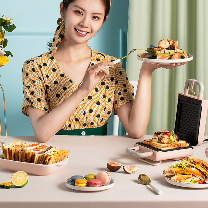 米小白三明治机早餐机家用轻食机 米小白三明治机