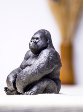 创意仿铸铁铁锈迷你大猩猩动物桌面小摆件书房客厅茶台纯