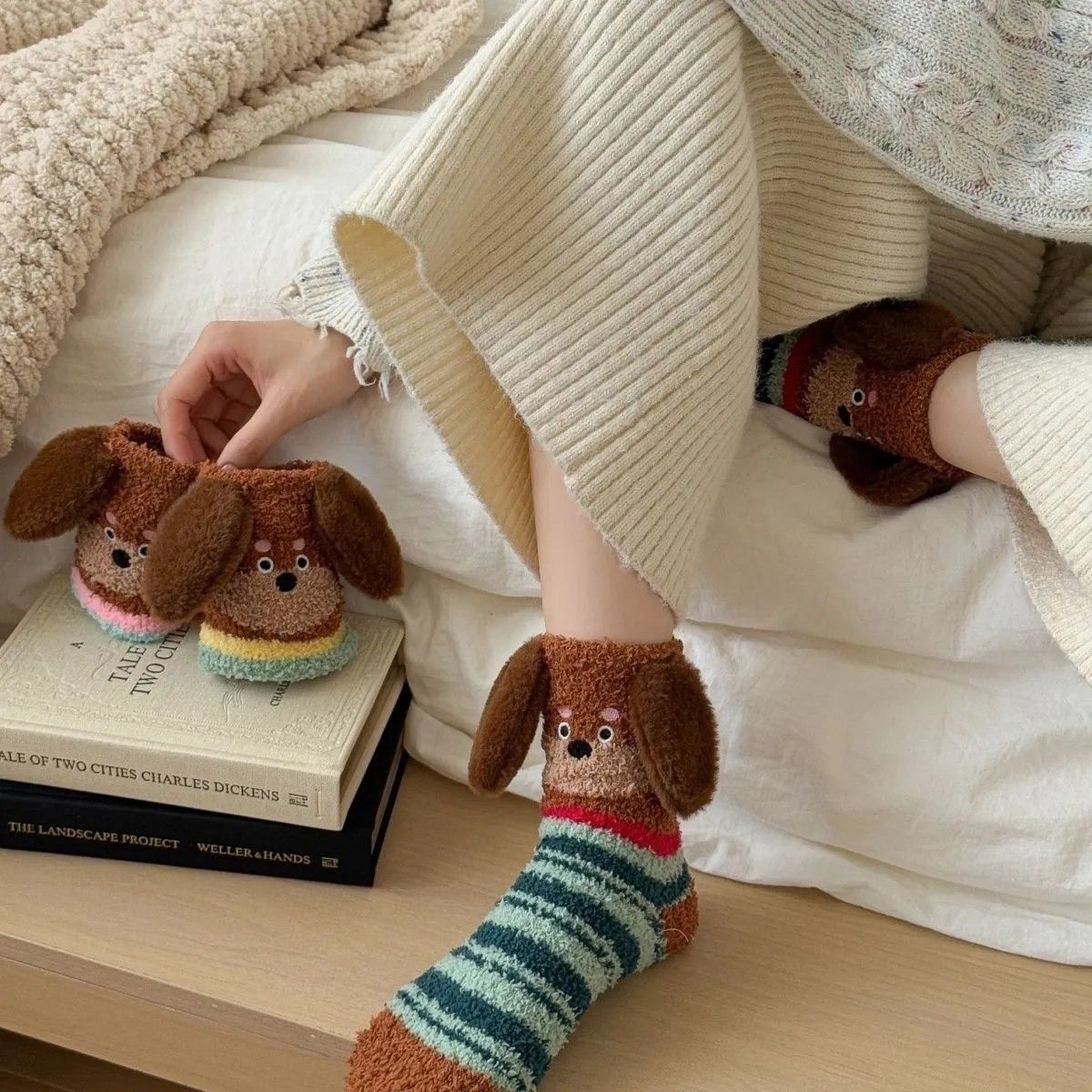 冬季加厚毛绒袜子女中筒袜可爱小狗珊瑚绒睡眠袜保暖居家地板袜,淘宝优惠券,粉丝福利购,淘宝优惠卷