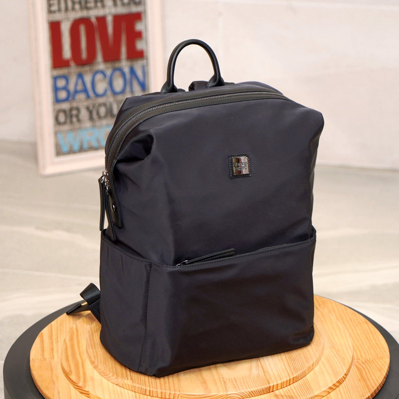 真维斯男时尚潮流潮牌简约电脑包 真维斯箱包双肩背包