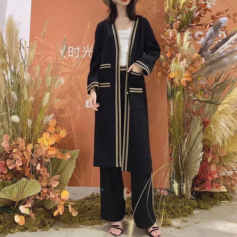 阿玛施旗舰店官网2020秋冬新款开衫 简妍芙毛针织衫