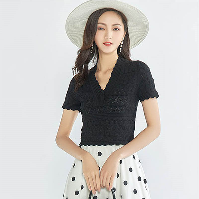  简妍芙毛针织衫