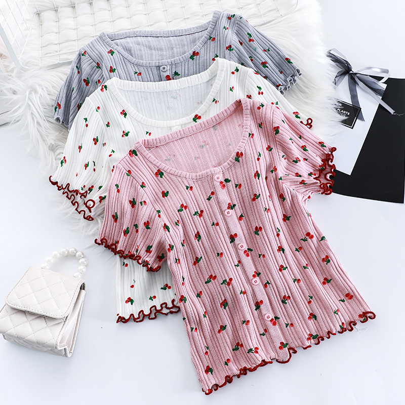 小樱桃温柔风针织秋季2020薄打底衫 秀依媚族毛针织衫